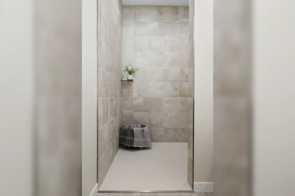DNU_43-web-or-mls-308 Josef Cir 34