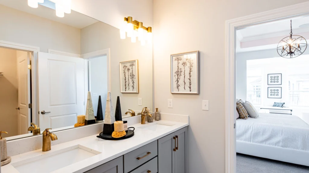 cp-482-Tommy-Feisel-2020-12-15_TheCourtyardsOnHyatts_Model-26-scaled