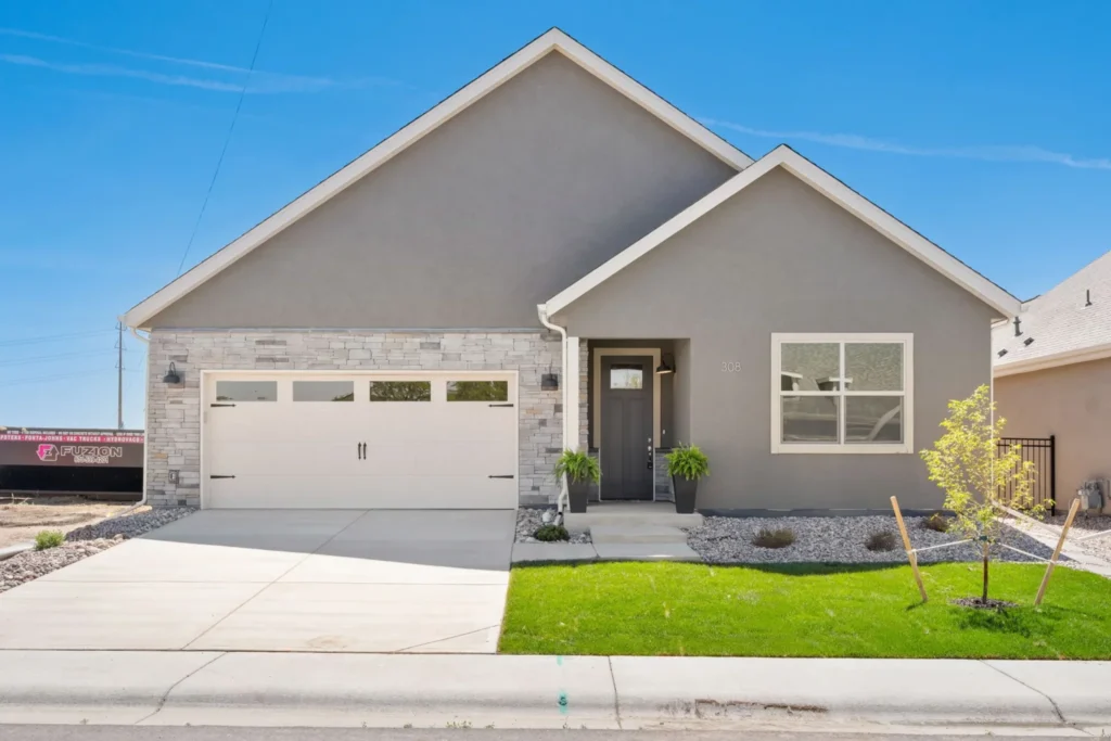 30-web-or-mls-308 Josef Cir 21