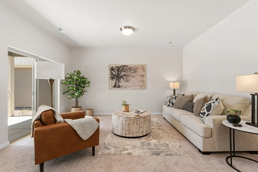 35-web-or-mls-308 Josef Cir 26 (2)
