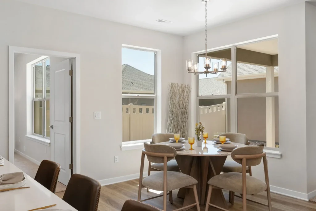 38-web-or-mls-308 Josef Cir 29 (2)